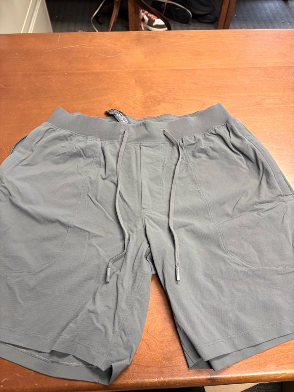 lululemon athletica Men's Gray Athletic Drawstring Shorts